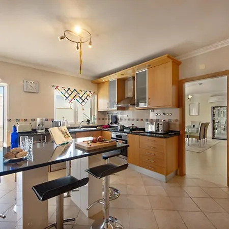 Pegada Sunset Lounge * 塔维拉