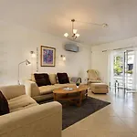 Pegada Sunset Lounge Villa